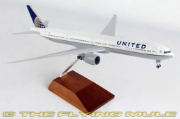 777-300 Display Model, United Airlines - NOV PRE-ORDER