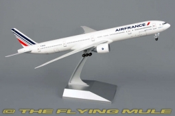 777-300 Display Model, Air France, w/Landing Gear