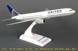 767-300 Display Model, United Airlines