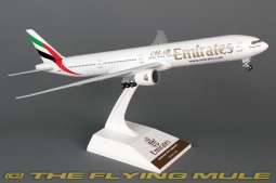 777-300 Display Model, Emirates, w/Landing Gear - NOV PRE-ORDER